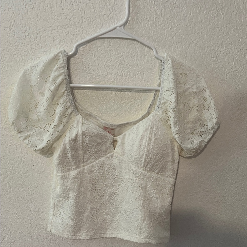 No Boundaries Cream Lace Puff Sleeve Blouse